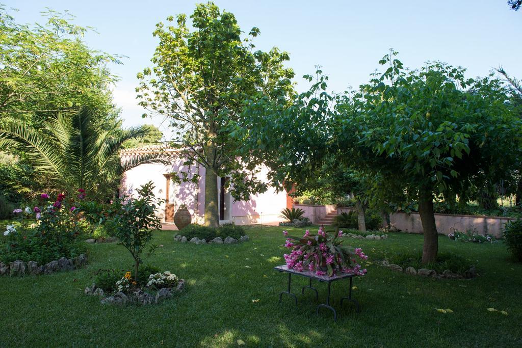 Ai Cipressi Bed & Breakfast Salemi Exterior photo